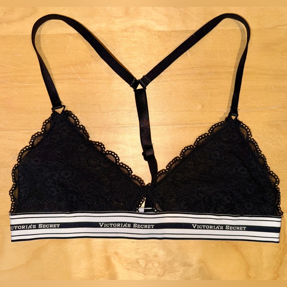 LAST CHANCE! Victoria's Secret Black Lace Bralette with White Band